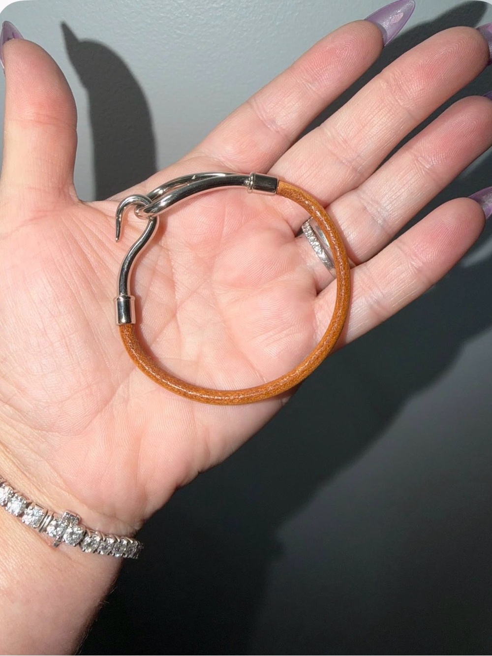 Hermès Vintage Jumbo Hook Brown Leather Palladium Bracelet - Picture 5 of 9